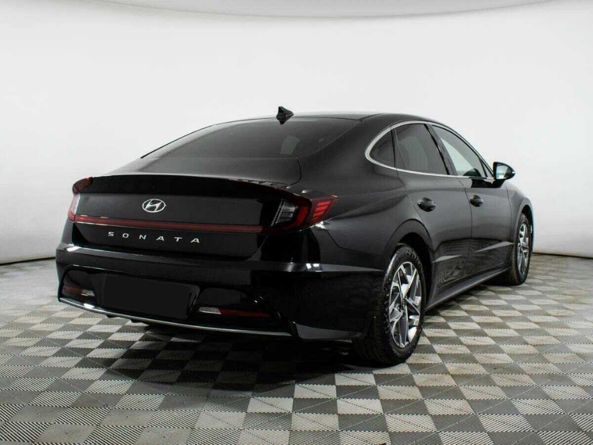 Купить Hyundai Sonata с пробегом. Фото: #4