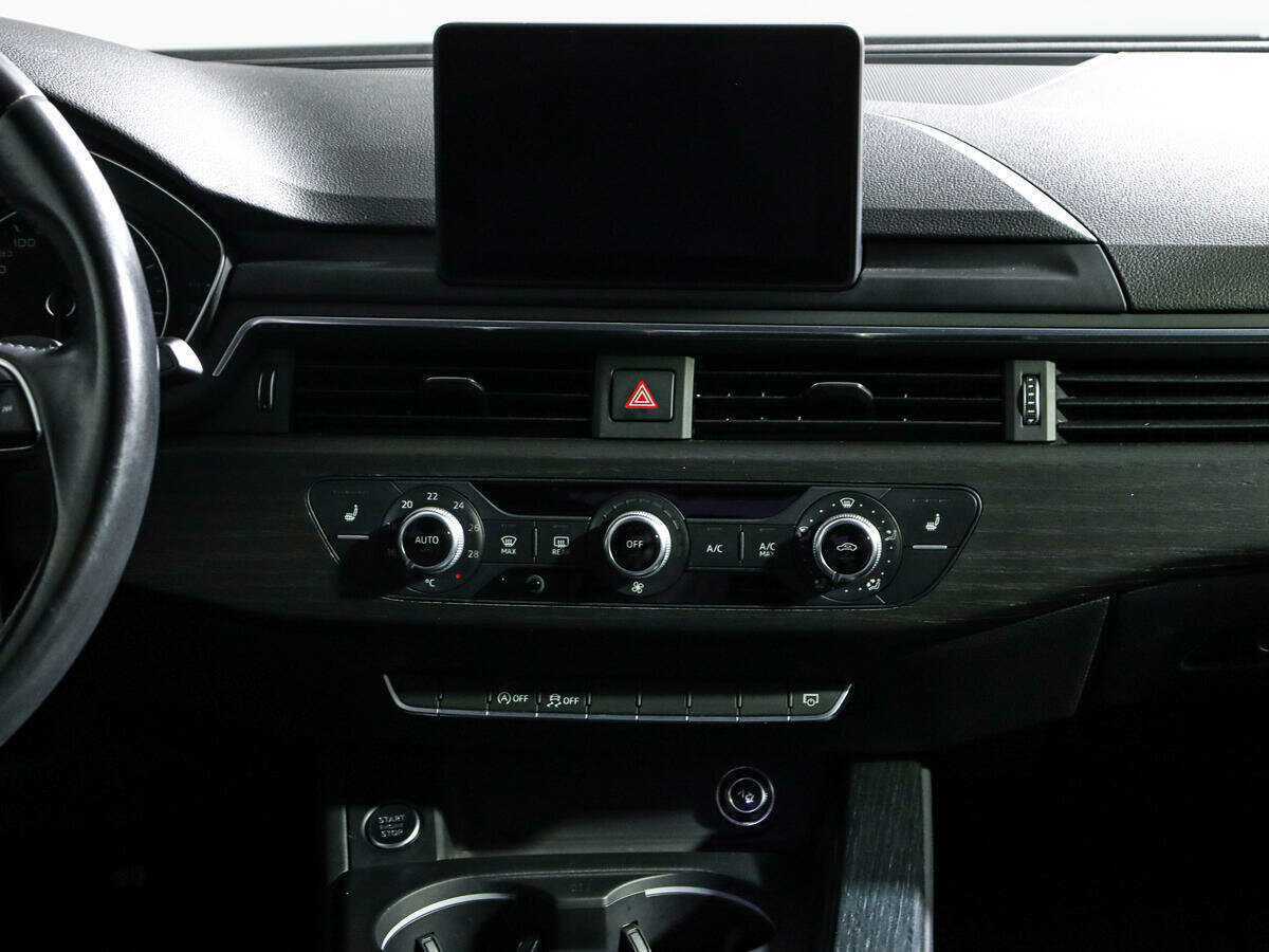 Купить Audi A4 с пробегом. Фото: #10