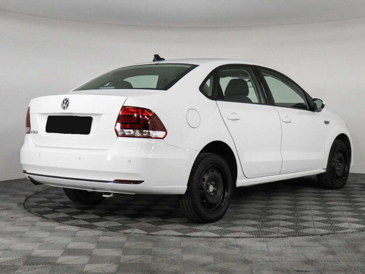 Купить Volkswagen Polo с пробегом. Фото: #4