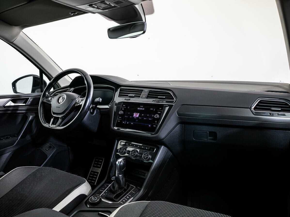 Купить Volkswagen Tiguan с пробегом. Фото: #8
