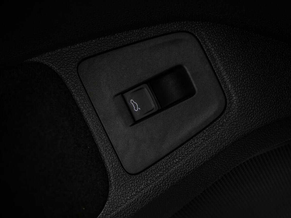 Купить Volkswagen Tiguan с пробегом. Фото: #19