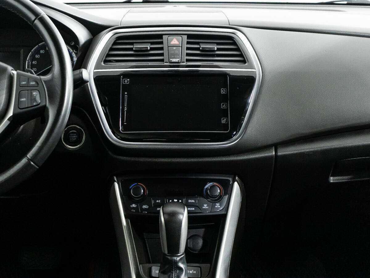 Купить Suzuki SX4 с пробегом. Фото: #13
