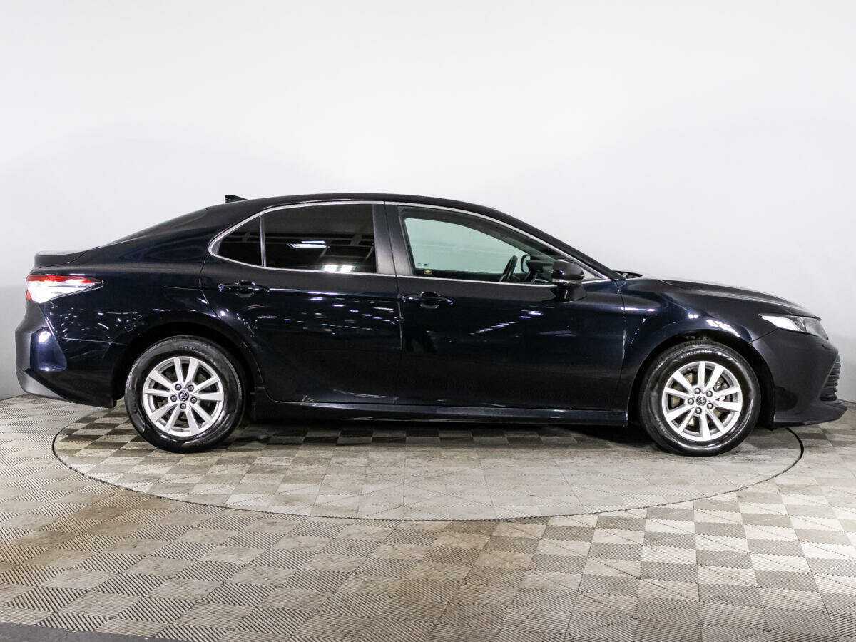 Купить Toyota Camry с пробегом. Фото: #3