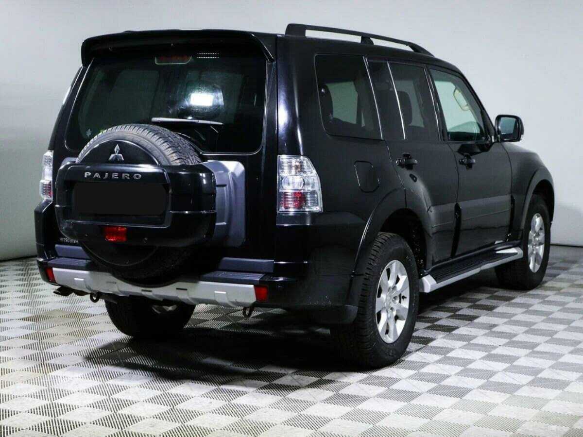 Купить Mitsubishi Pajero с пробегом. Фото: #3
