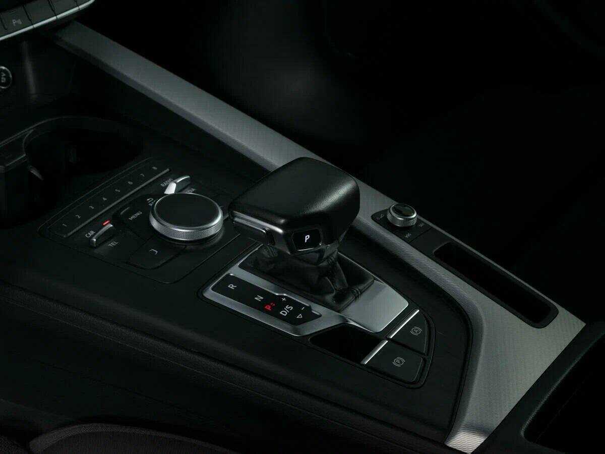Купить Audi A4 с пробегом. Фото: #15