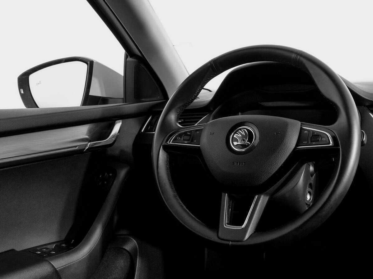 Купить Skoda Octavia с пробегом. Фото: #14
