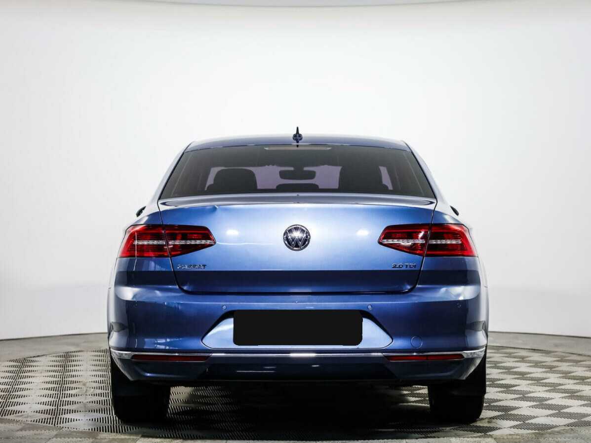 Купить Volkswagen Passat с пробегом. Фото: #4