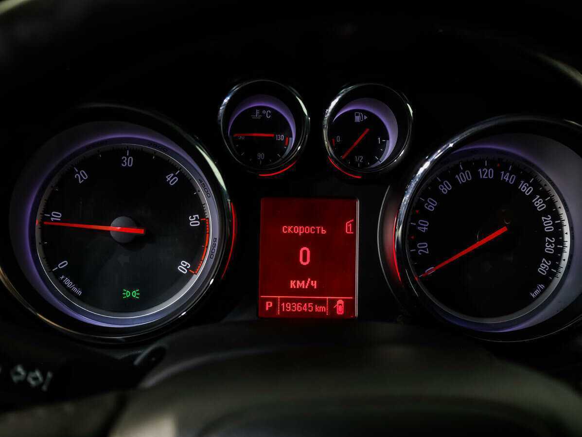 Купить Opel Astra с пробегом. Фото: #19