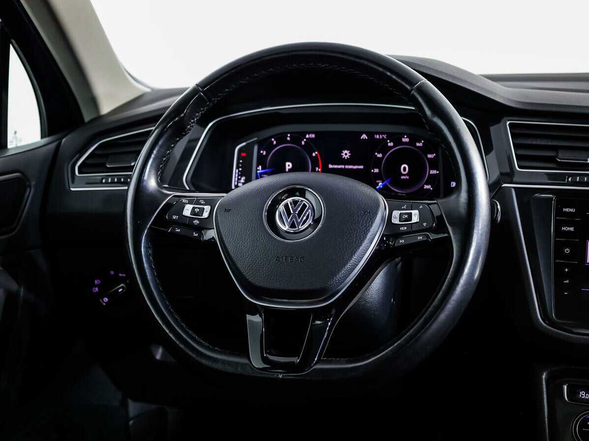 Купить Volkswagen Tiguan с пробегом. Фото: #9