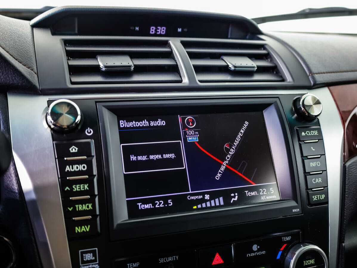 Купить Toyota Camry с пробегом. Фото: #12