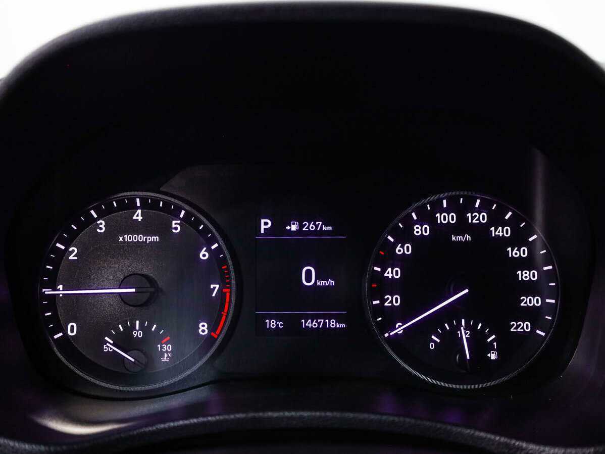 Купить Hyundai Solaris с пробегом. Фото: #9