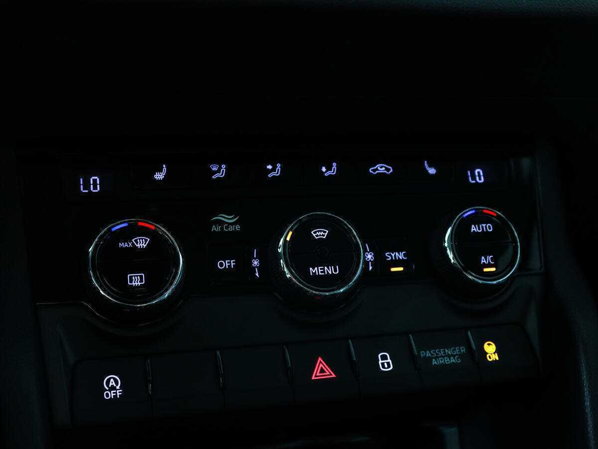 Купить Skoda Karoq с пробегом. Фото: #12