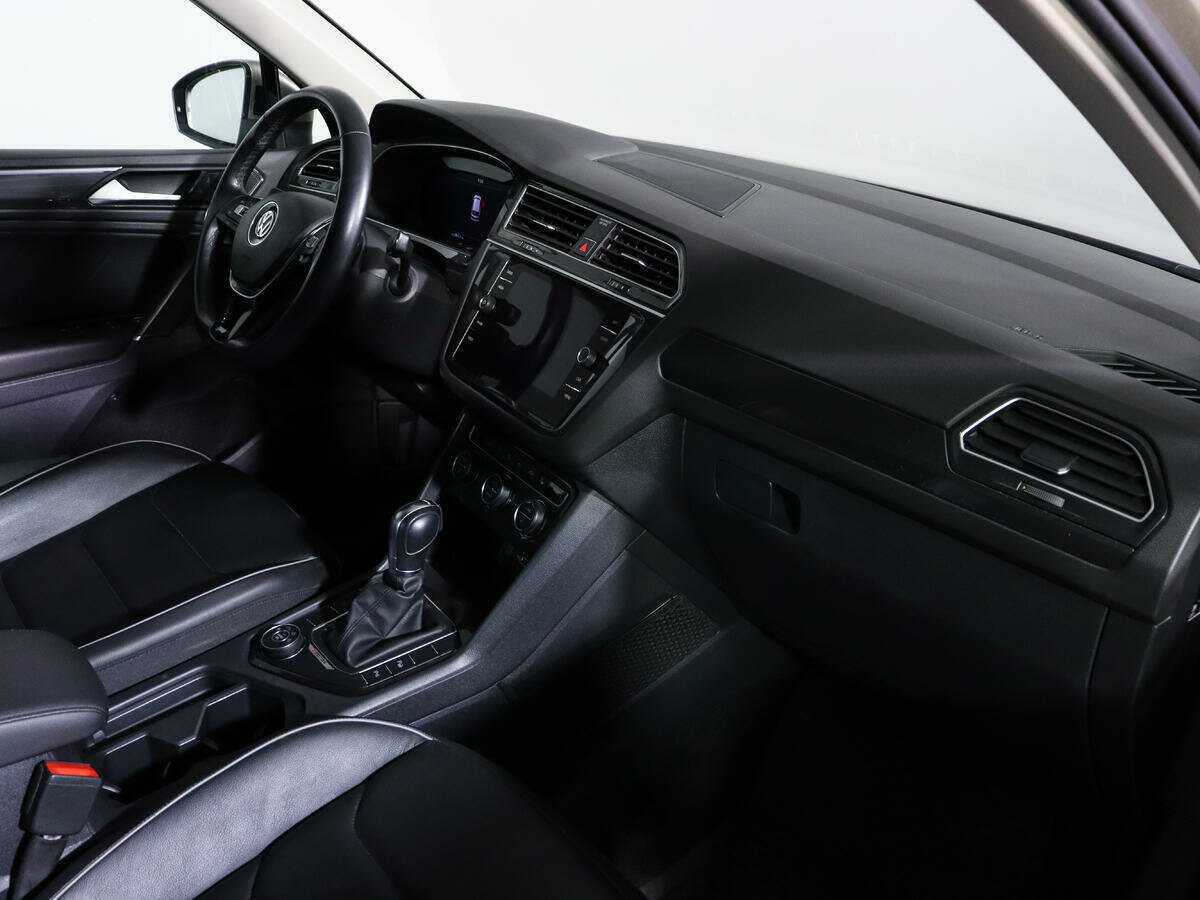 Купить Volkswagen Tiguan с пробегом. Фото: #6