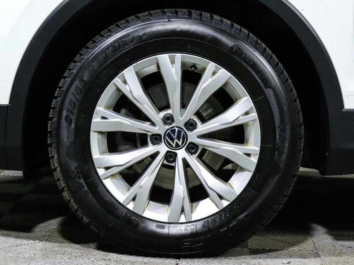 Купить Volkswagen Tiguan с пробегом. Фото: #20