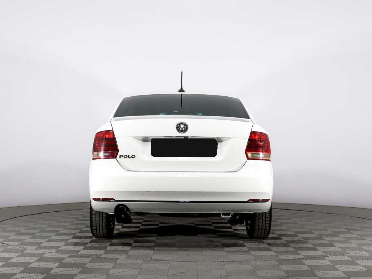 Купить Volkswagen Polo с пробегом. Фото: #4