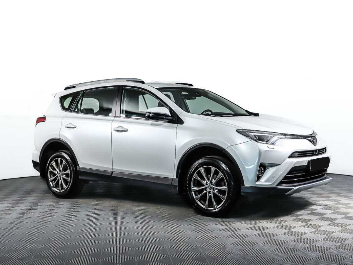 Купить Toyota RAV4 с пробегом. Фото: #1
