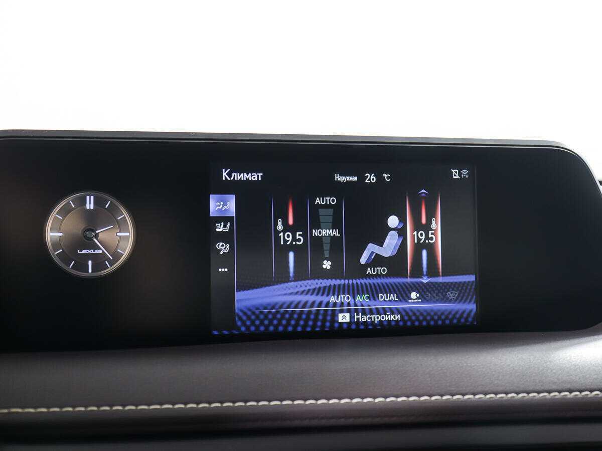 Купить Lexus UX с пробегом. Фото: #17