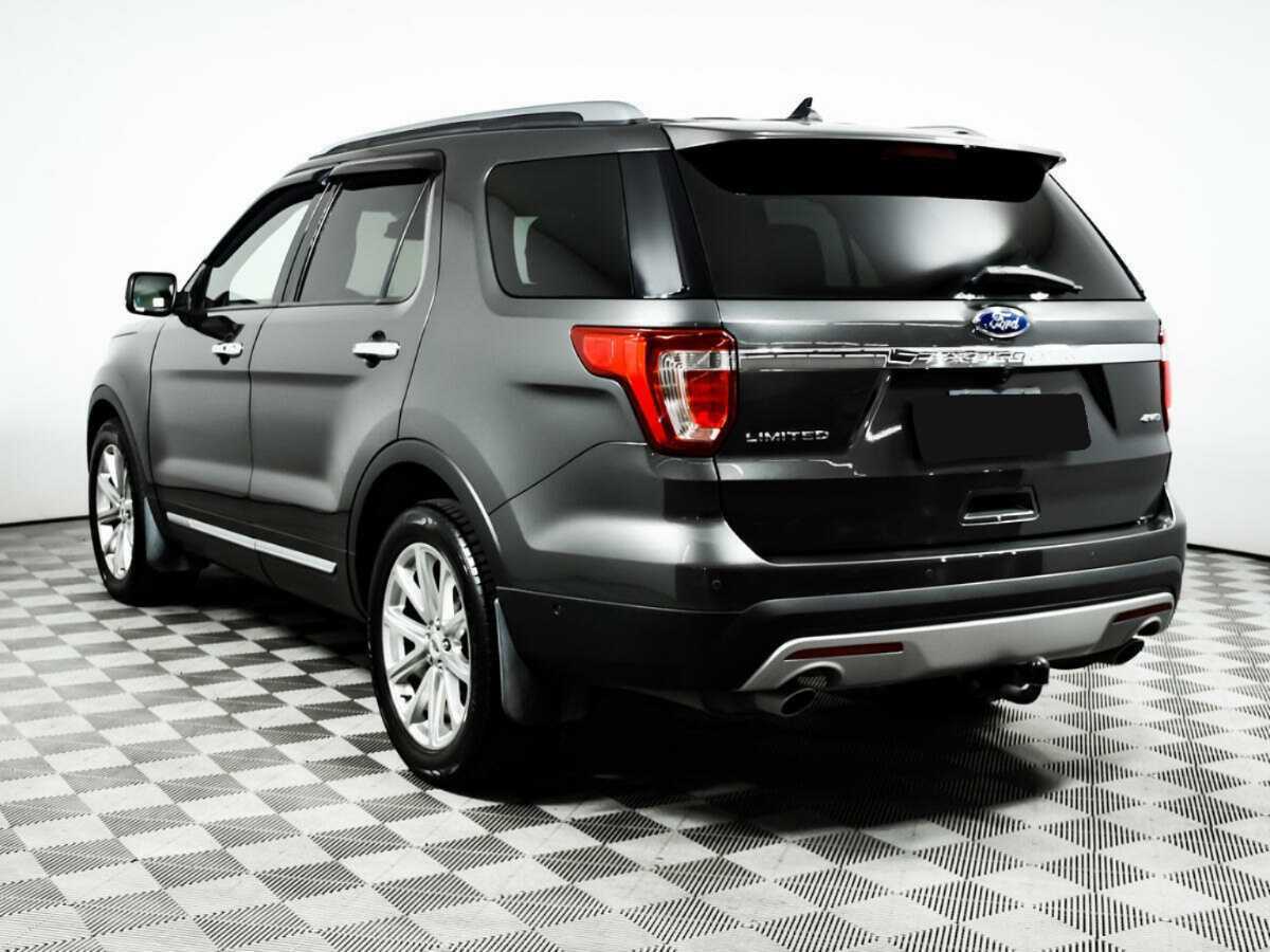 Купить Ford Explorer с пробегом. Фото: #5