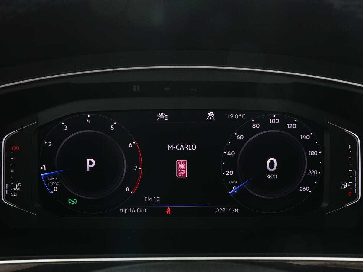 Купить Volkswagen Tiguan с пробегом. Фото: #10