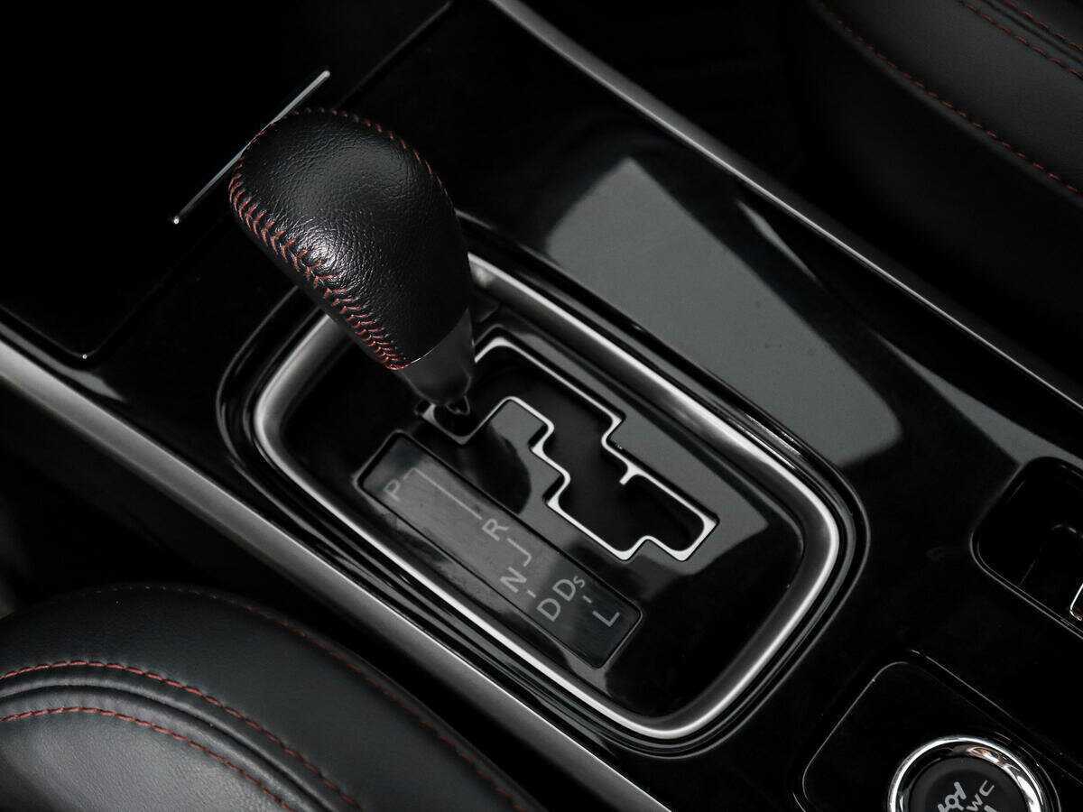 Купить Mitsubishi Outlander с пробегом. Фото: #11