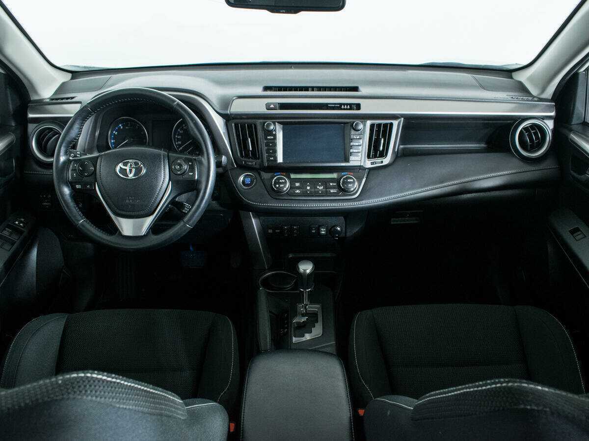 Купить Toyota RAV4 с пробегом. Фото: #11
