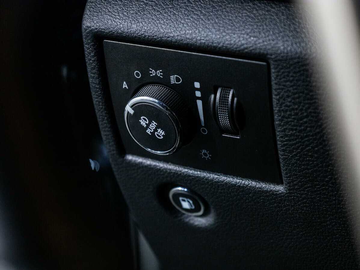 Купить Jeep Grand Cherokee с пробегом. Фото: #20