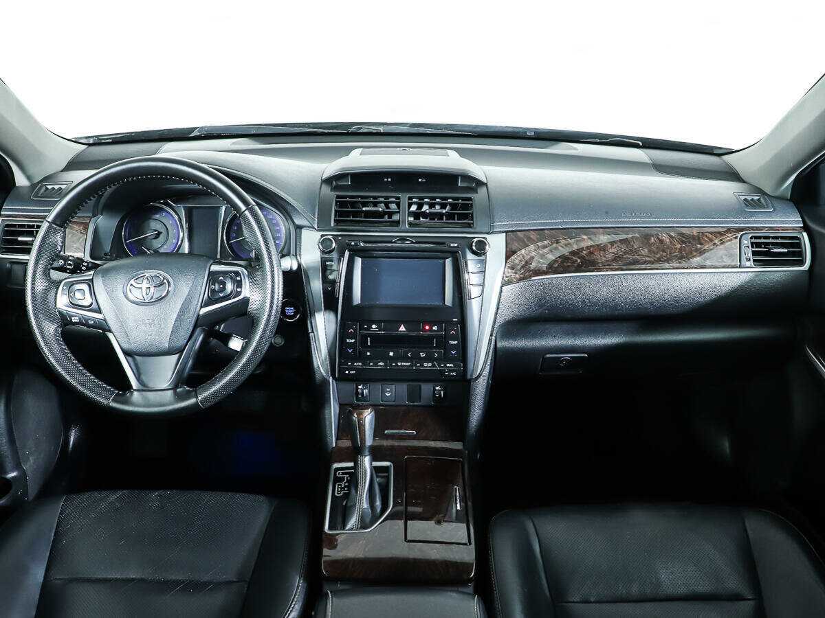 Купить Toyota Camry с пробегом. Фото: #9