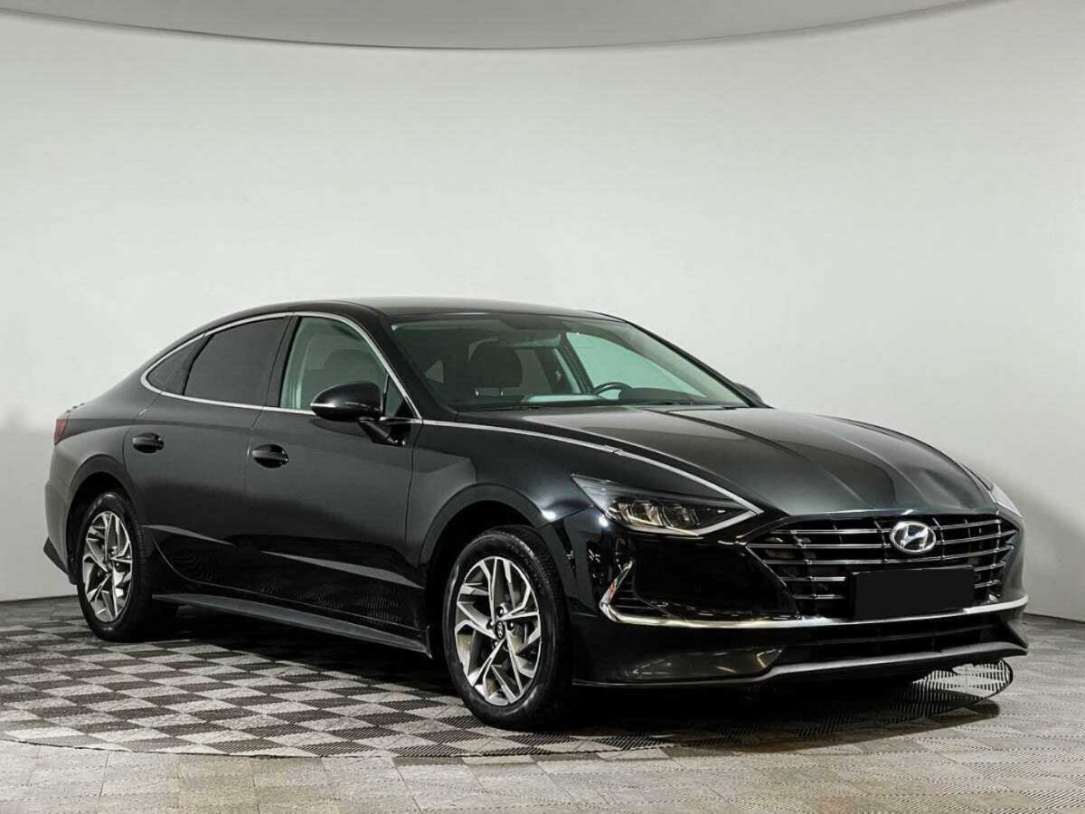 Купить Hyundai Sonata с пробегом. Фото: #2