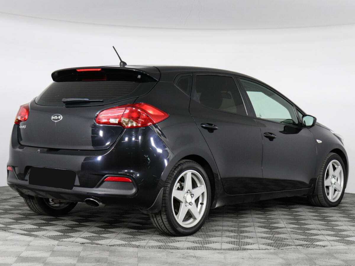 Купить Kia Ceed с пробегом. Фото: #2