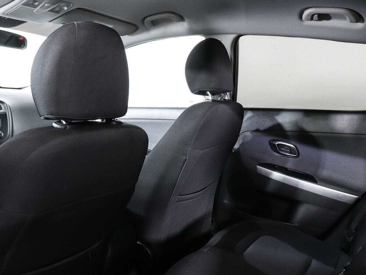 Купить Kia Ceed с пробегом. Фото: #8