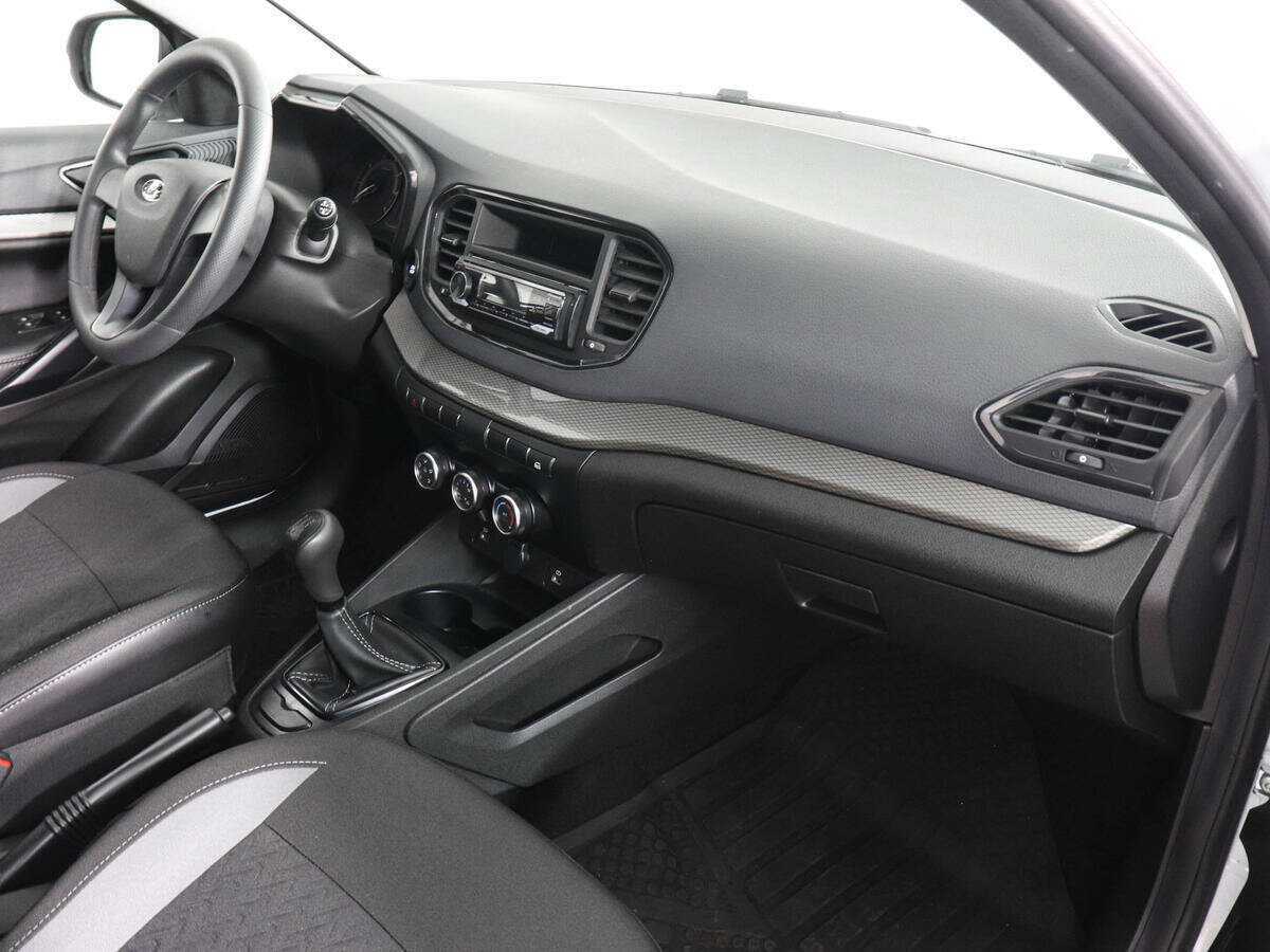 Купить Lada (ВАЗ) Vesta с пробегом. Фото: #9