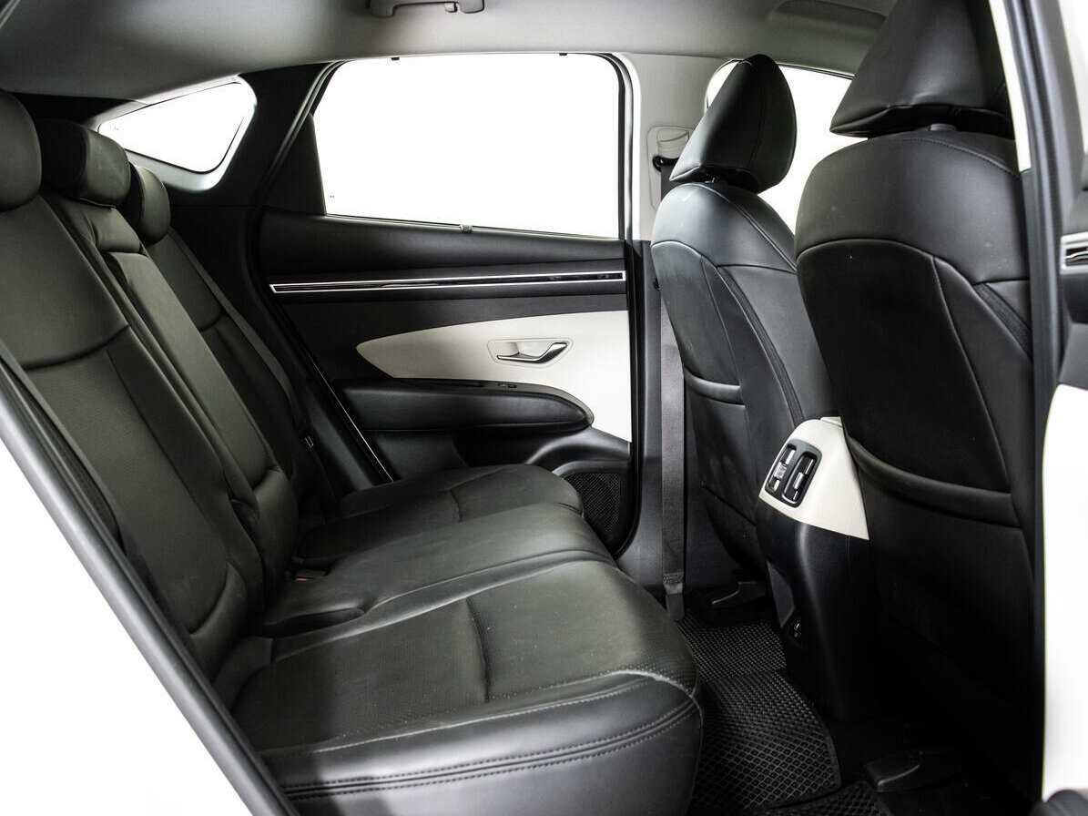 Купить Hyundai Tucson с пробегом. Фото: #13