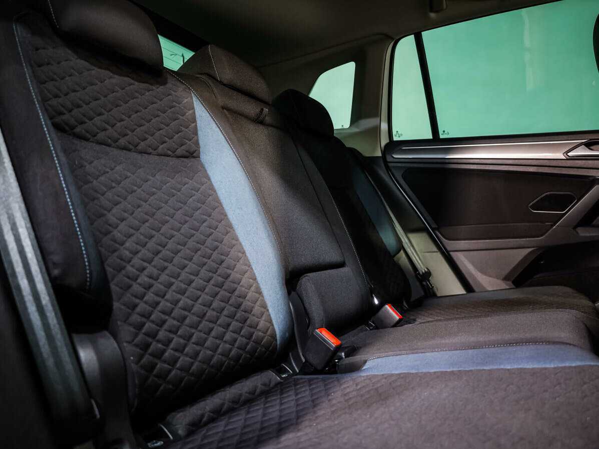 Купить Volkswagen Tiguan с пробегом. Фото: #11