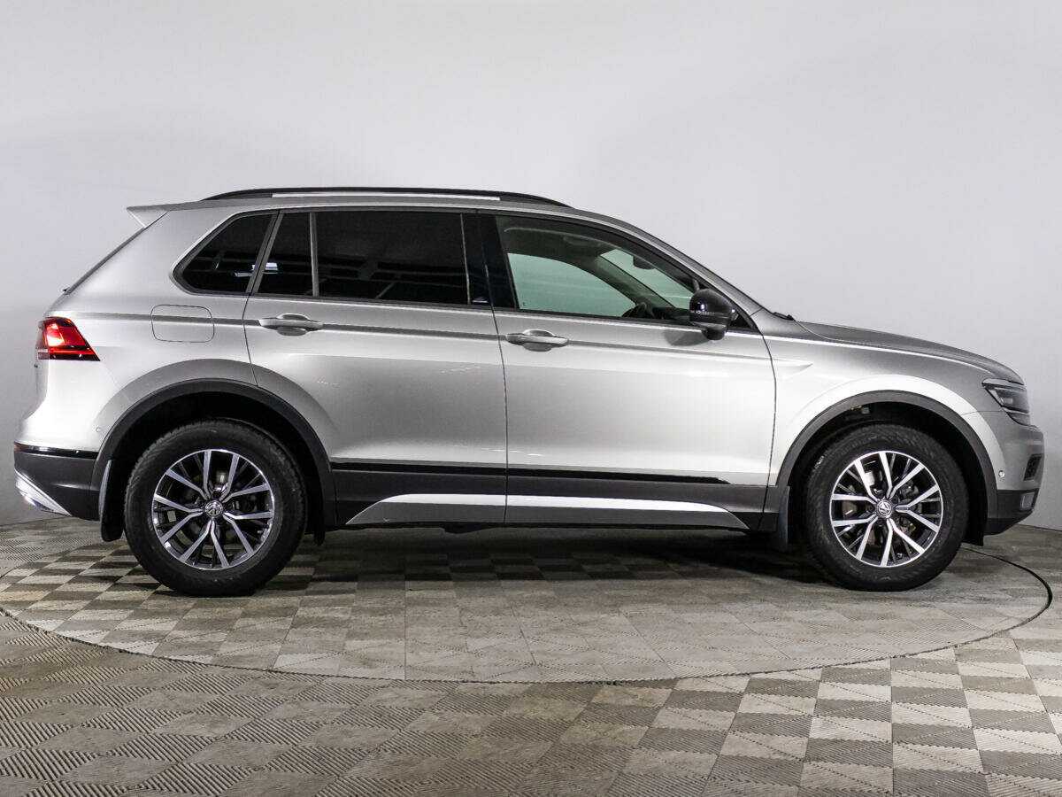 Купить Volkswagen Tiguan с пробегом. Фото: #3
