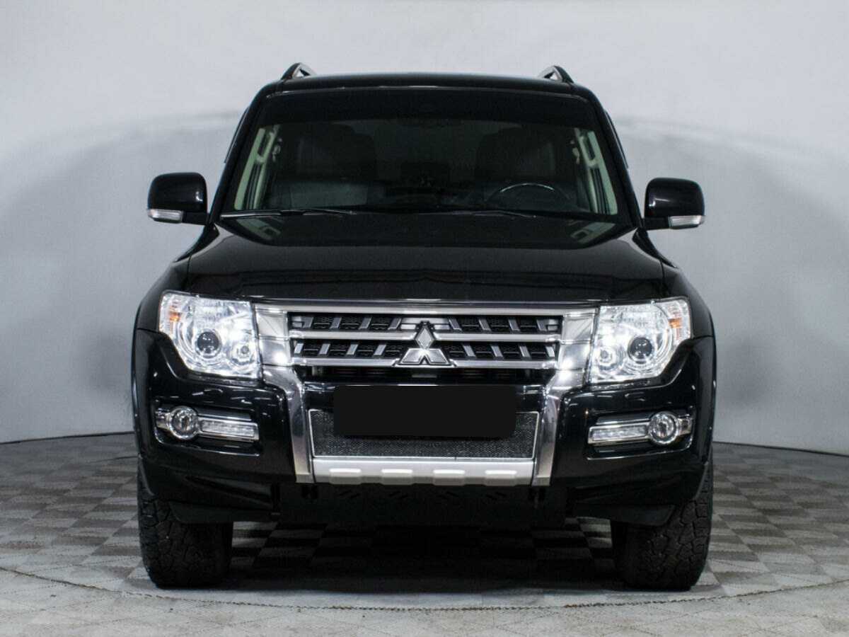 Купить Mitsubishi Pajero с пробегом. Фото: #1