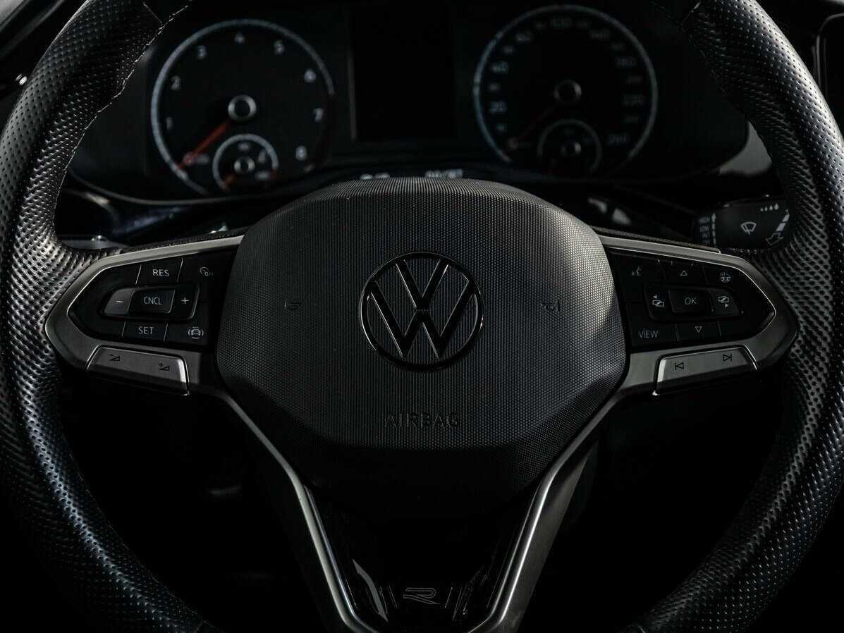 Купить Volkswagen Polo с пробегом. Фото: #14