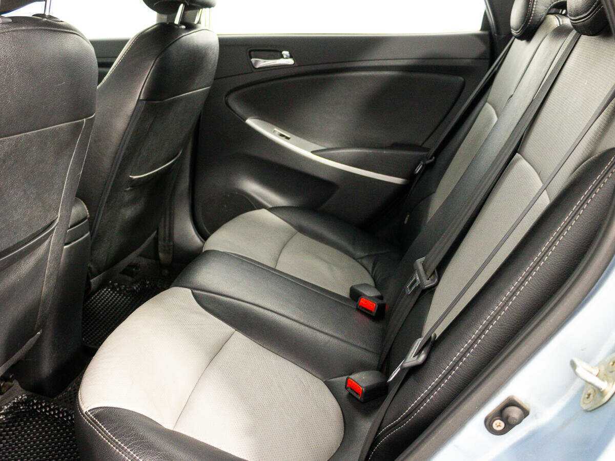 Купить Hyundai Solaris с пробегом. Фото: #10