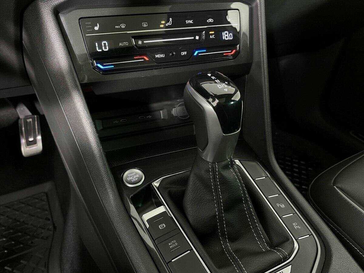 Купить Volkswagen Tiguan с пробегом. Фото: #16