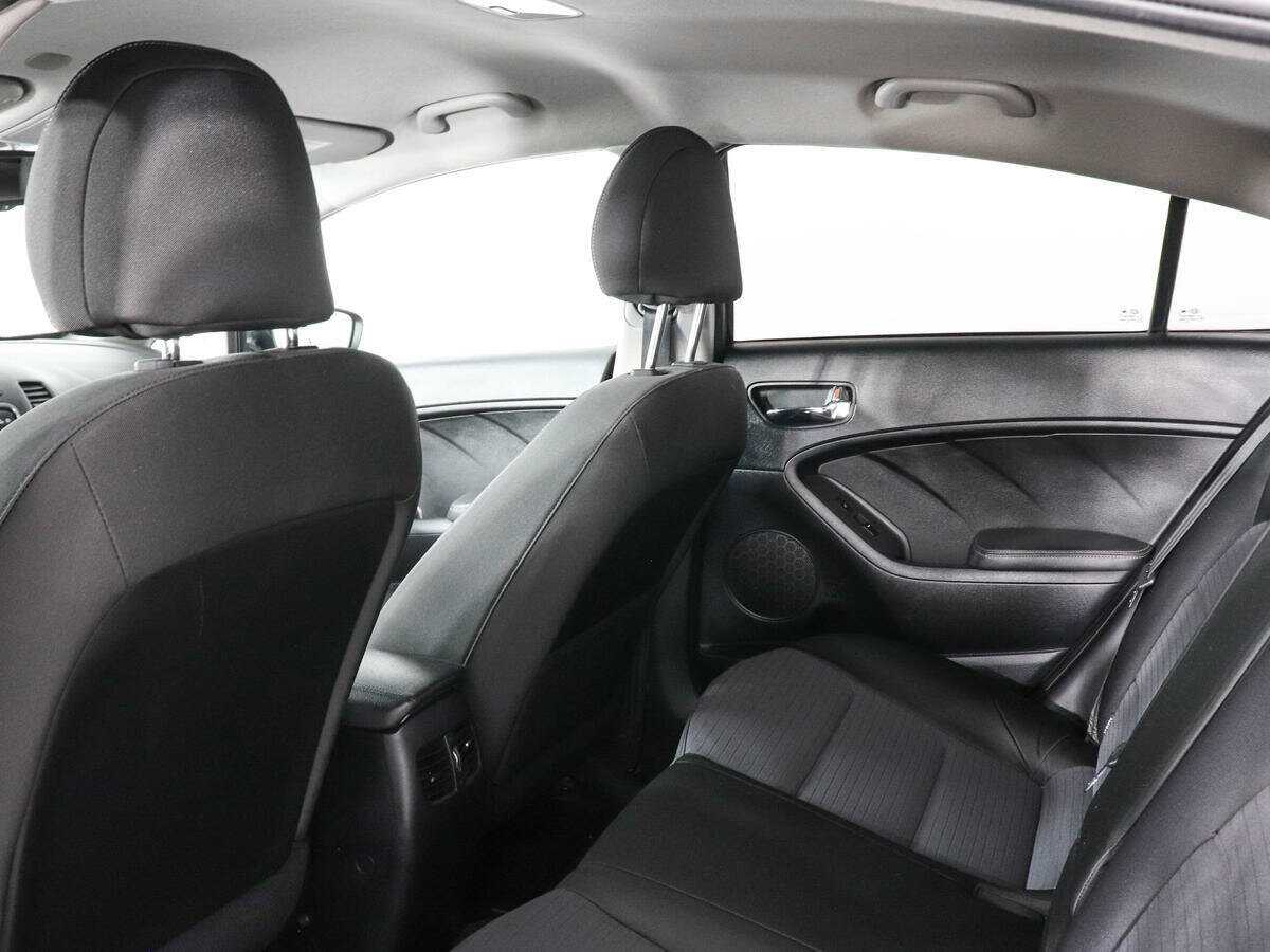 Купить Kia Cerato с пробегом. Фото: #7