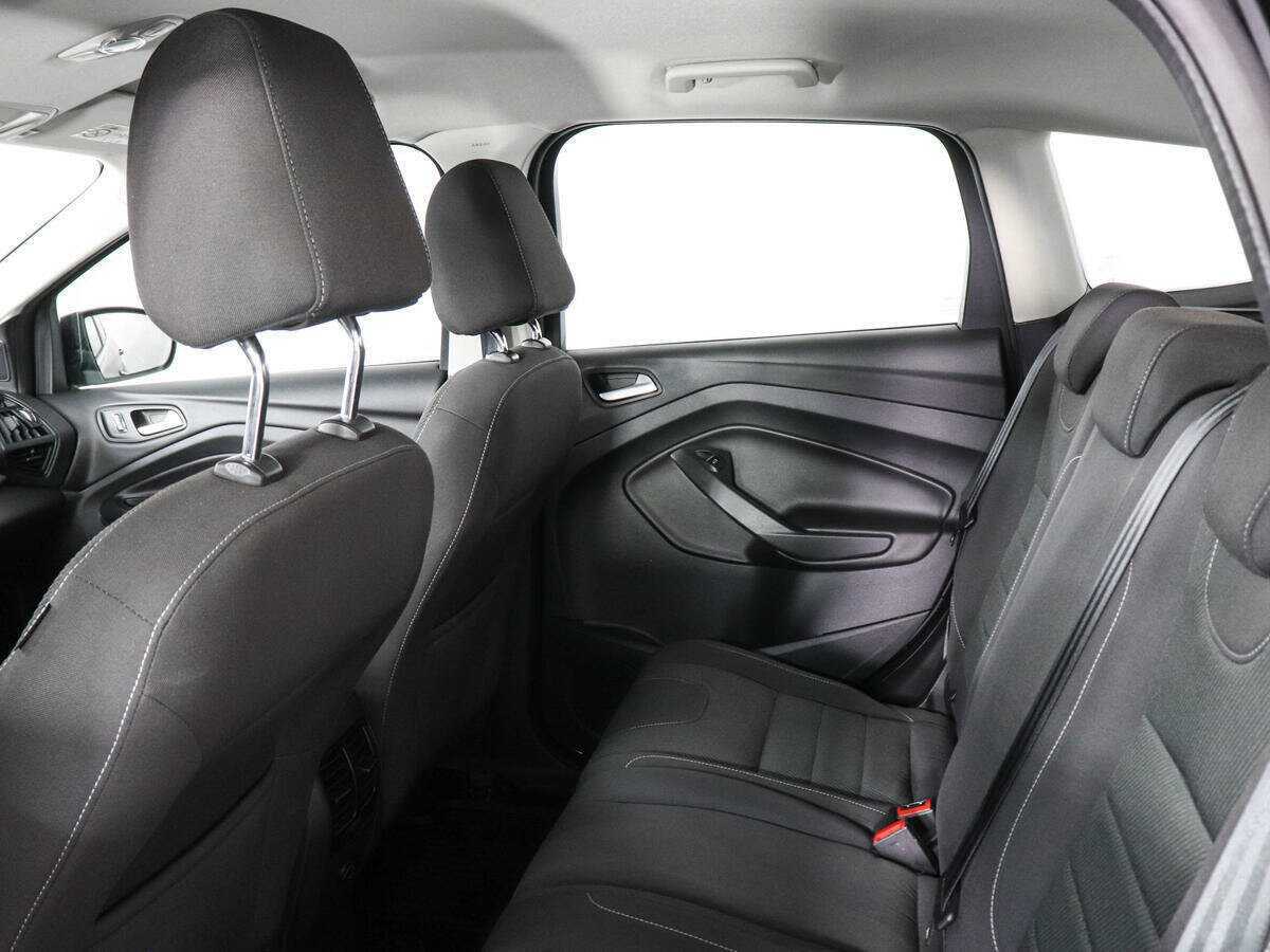 Купить Ford Kuga с пробегом. Фото: #11