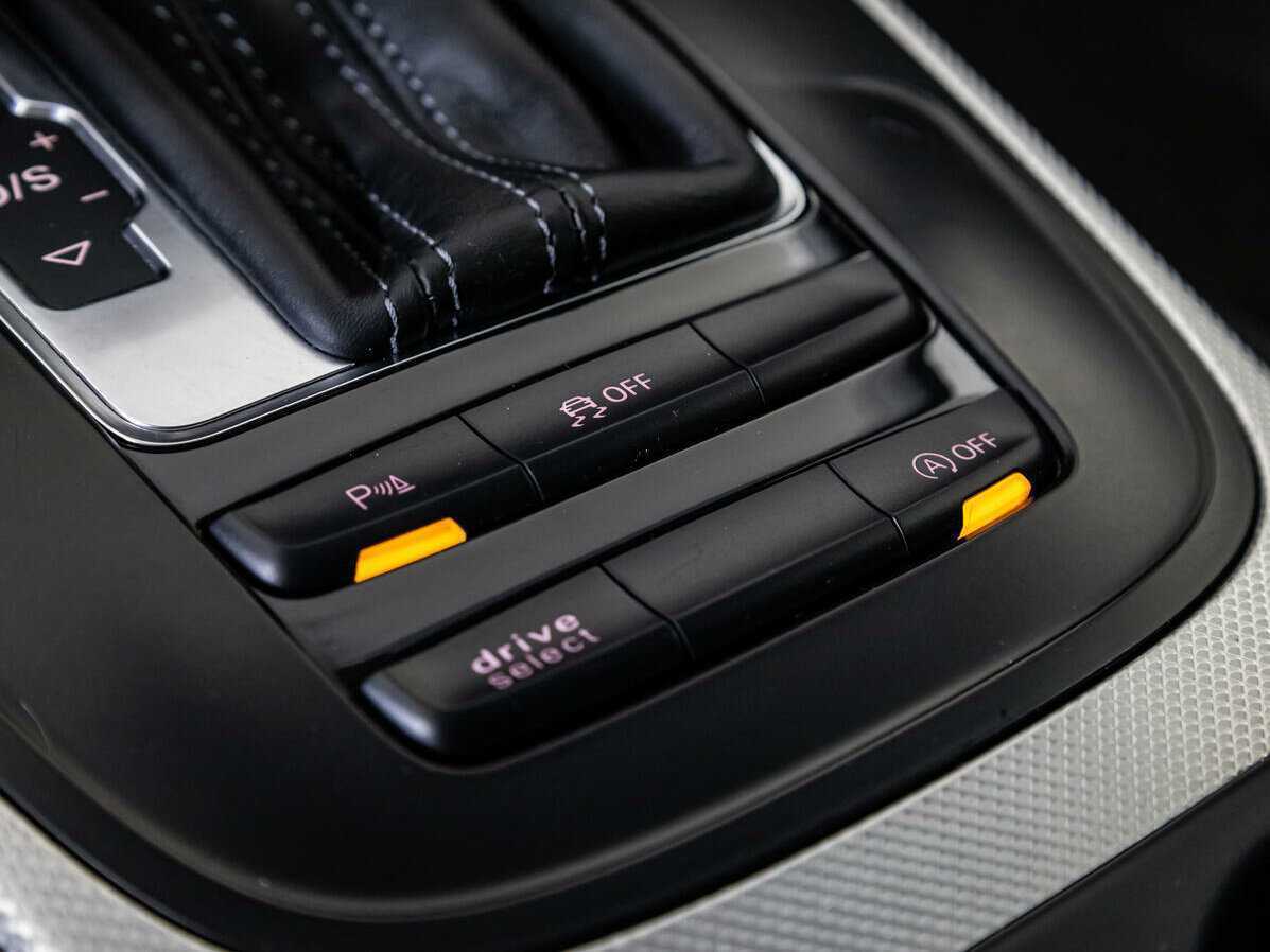 Купить Audi A4 с пробегом. Фото: #13