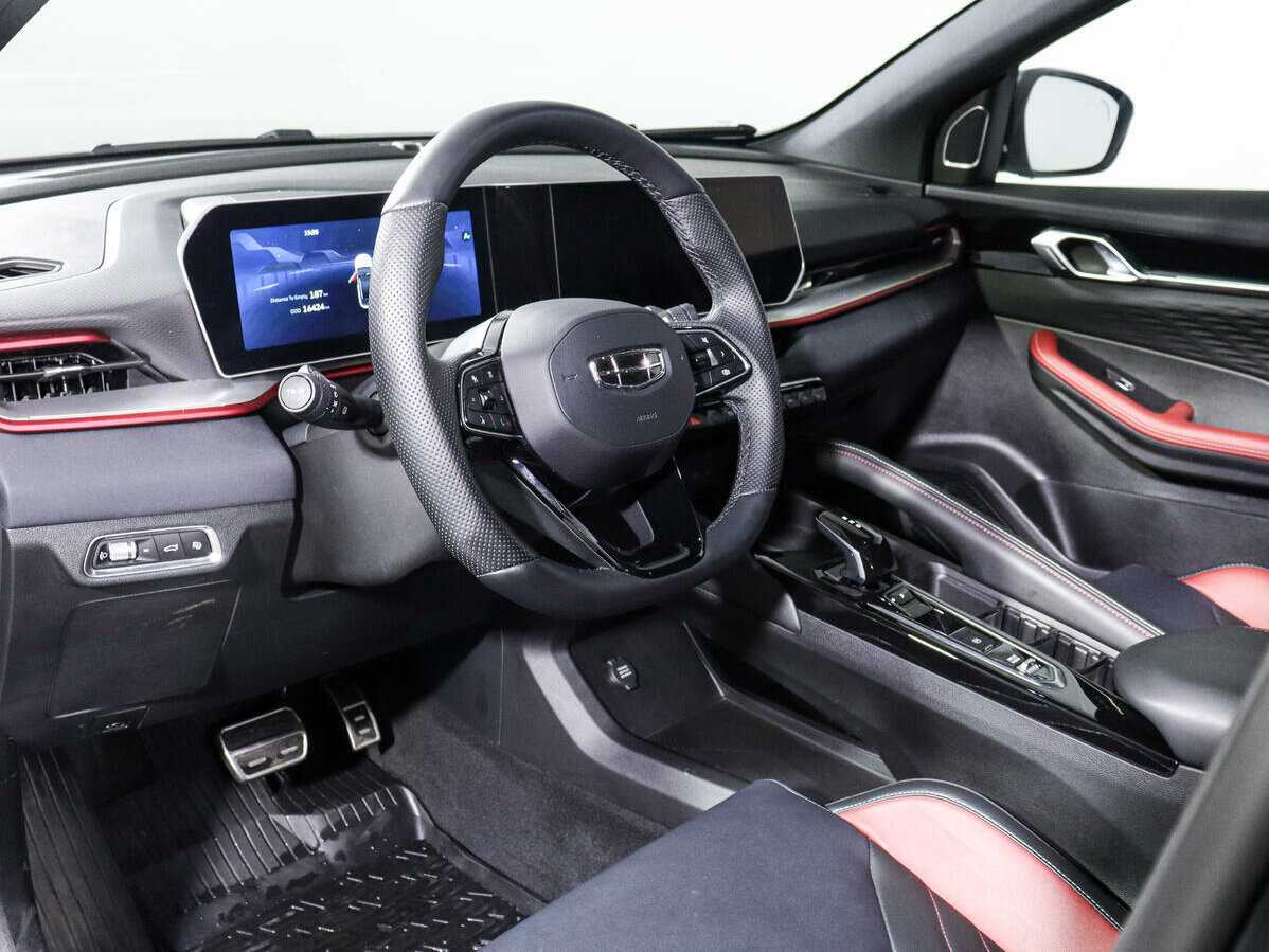 Купить Geely Coolray с пробегом. Фото: #13