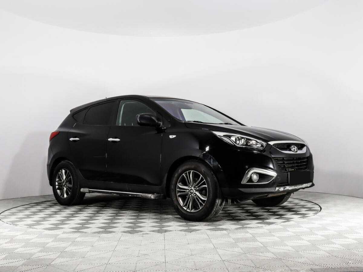 Купить Hyundai ix35 с пробегом. Фото: #2