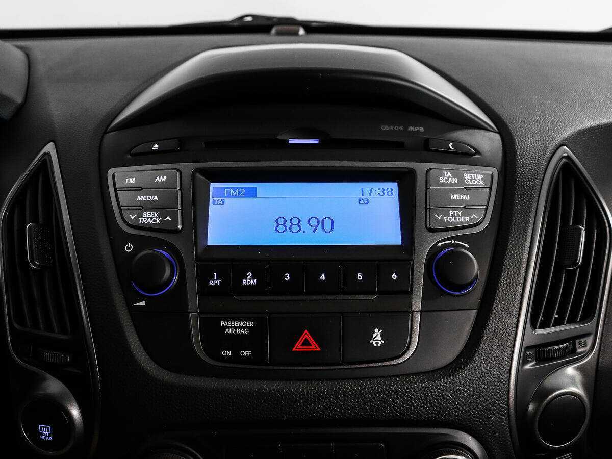 Купить Hyundai ix35 с пробегом. Фото: #12