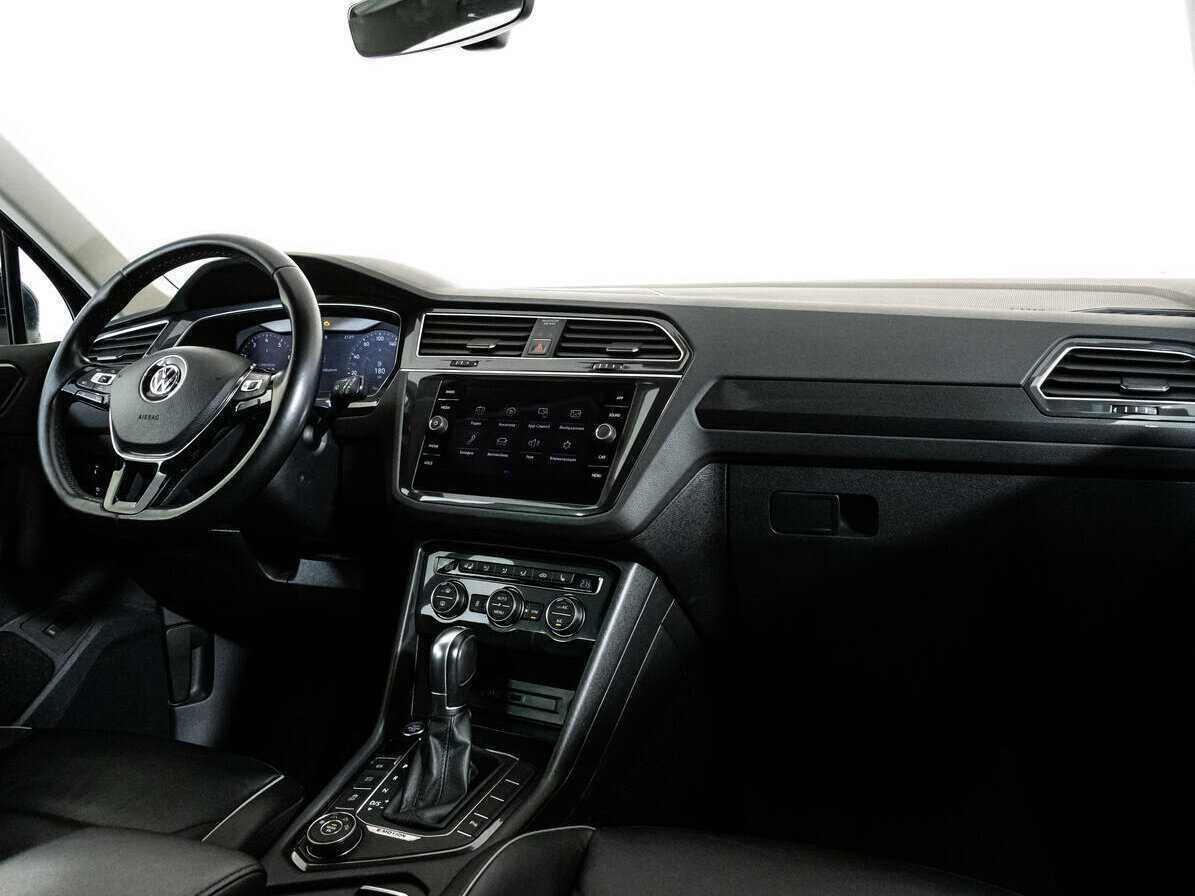 Купить Volkswagen Tiguan с пробегом. Фото: #8