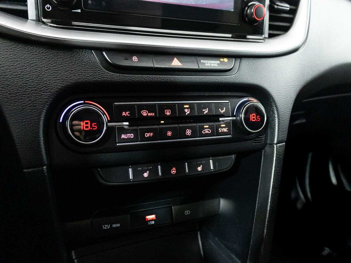 Купить Kia Ceed с пробегом. Фото: #15