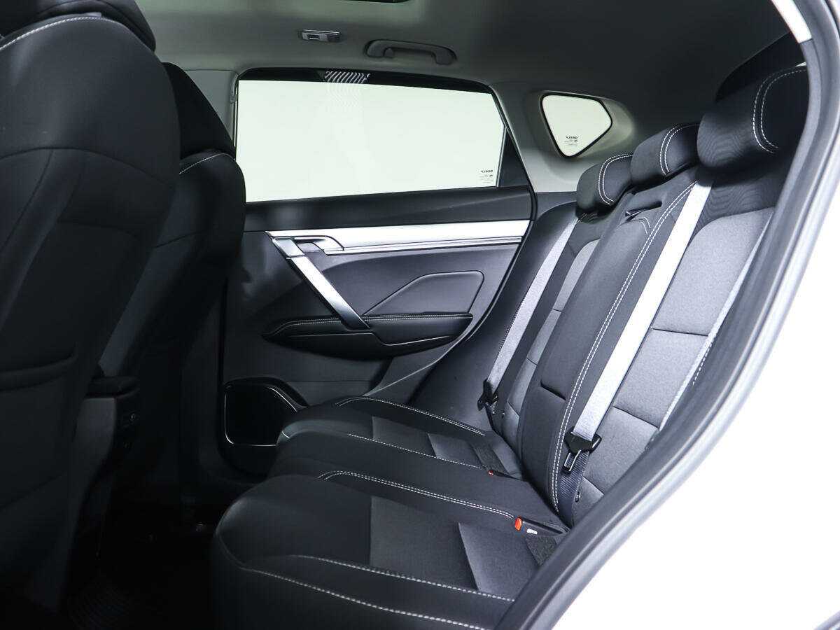 Купить Geely Coolray с пробегом. Фото: #8