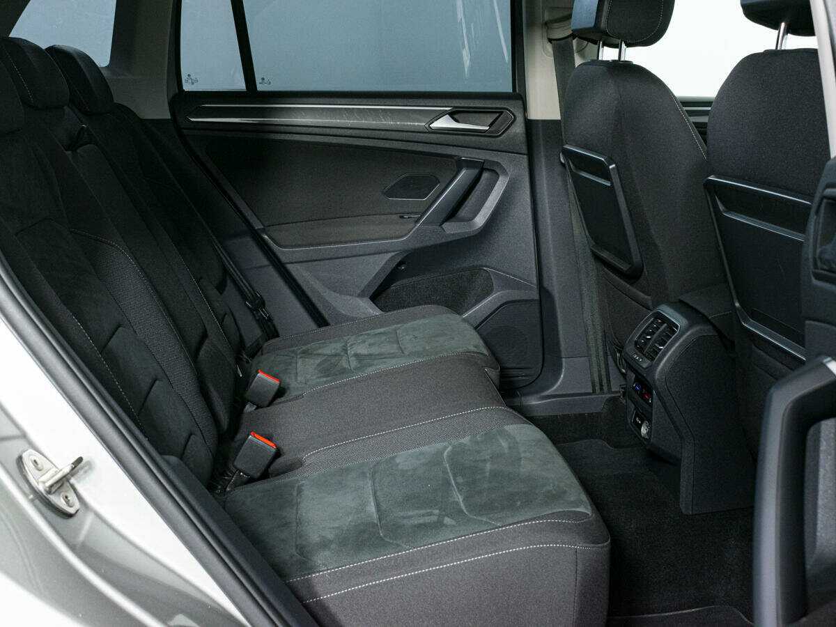 Купить Volkswagen Tiguan с пробегом. Фото: #10