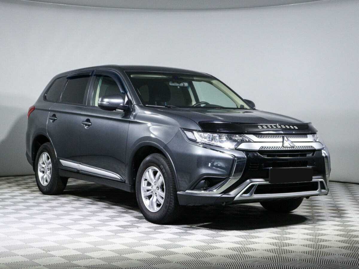 Купить Mitsubishi Outlander с пробегом. Фото: #2