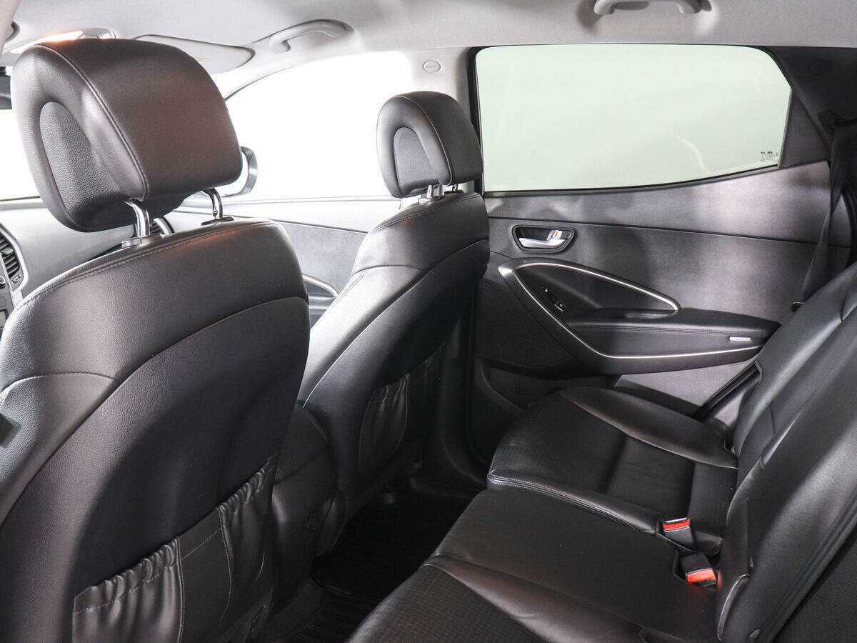 Купить Hyundai Santa Fe с пробегом. Фото: #11